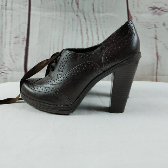 Maurices High Heel Womens Lace Up Brown Shoes Size 7.5M - Picture 2 of 9